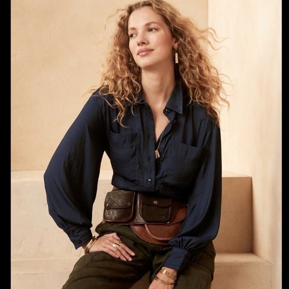 Banana Republic Tops - Banana Republic Balloon-Sleeve Safari Shirt Sz. S‎